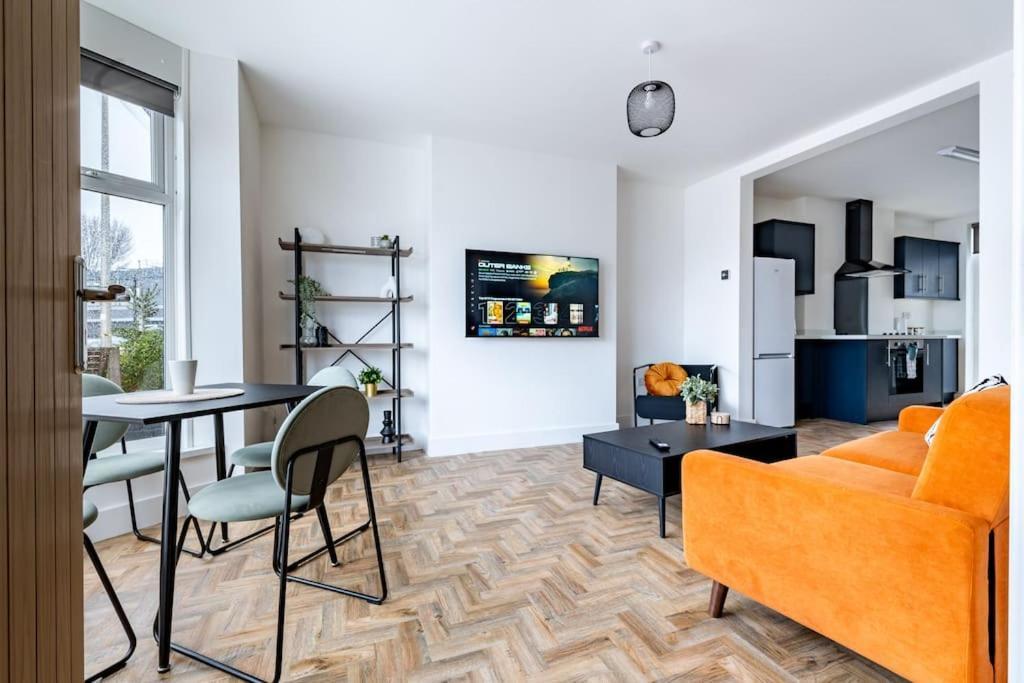 Isaacs View - Ground Floor Apartment Клийторпс Екстериор снимка